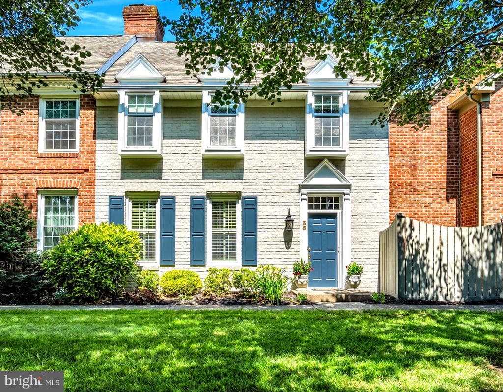 35 Kensington Square photo 1