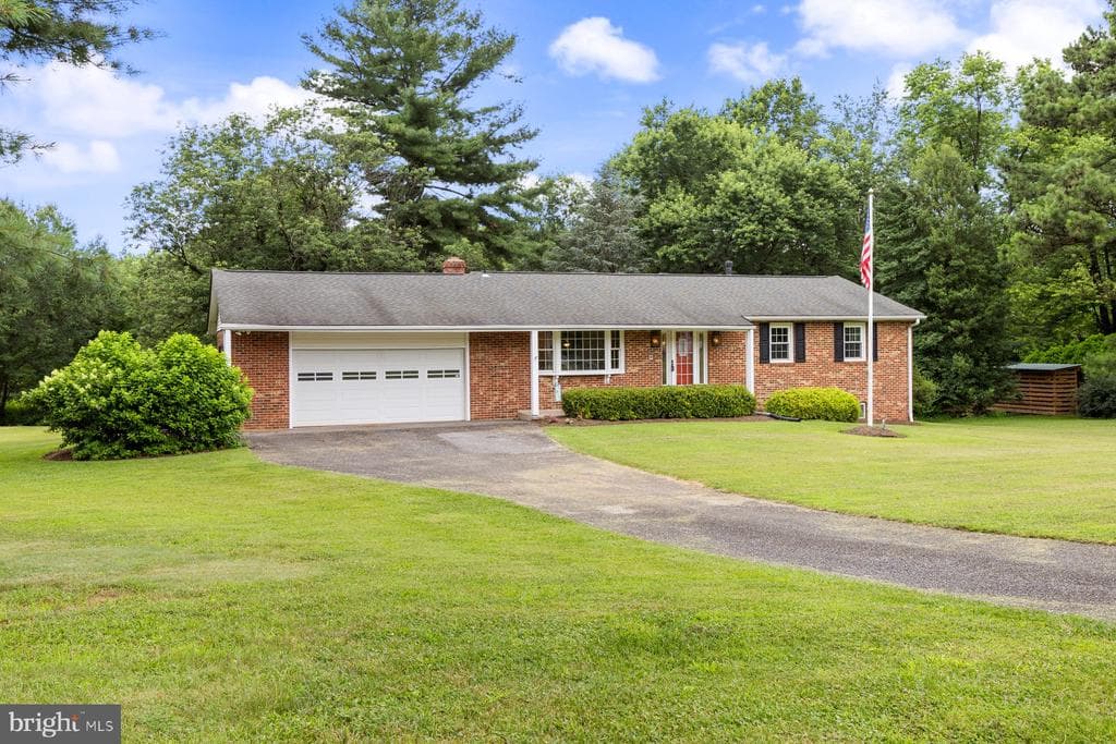 4972 Morning Star Drive photo 1