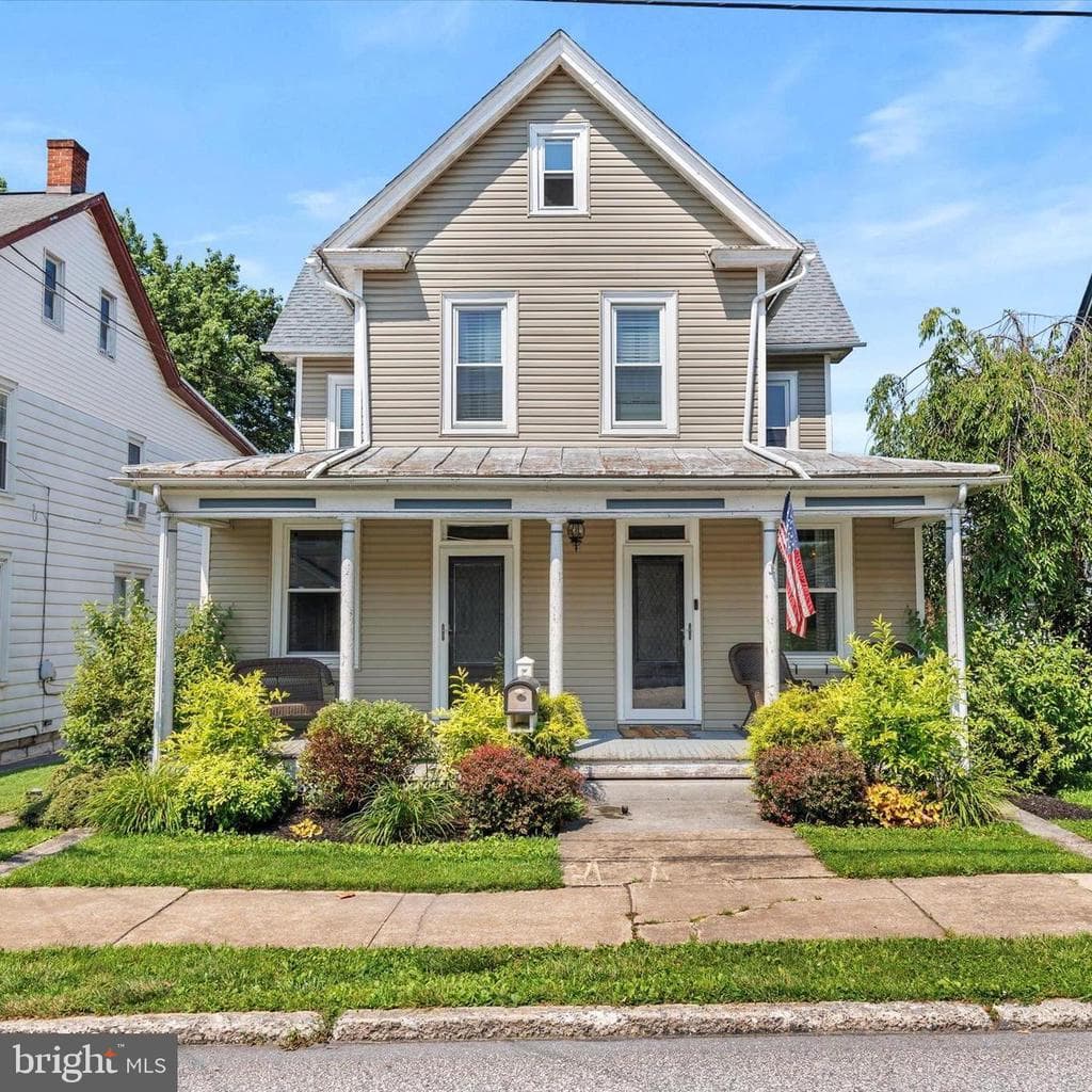111 N College Street photo 1