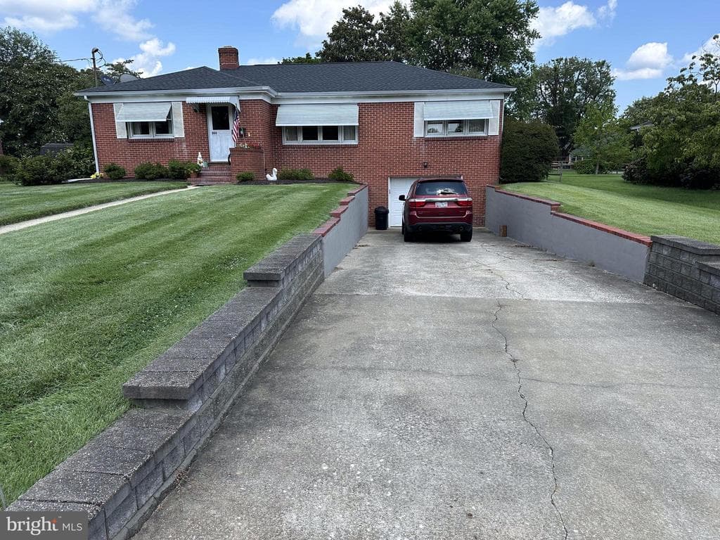 205 Pine Street photo 1