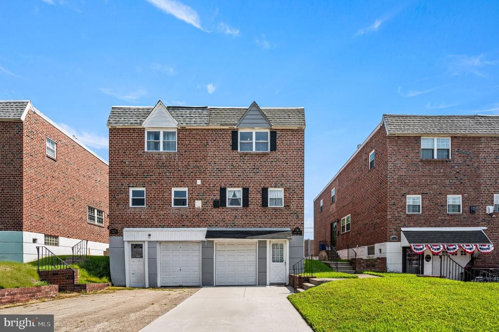 731 Arnold Street photo 1