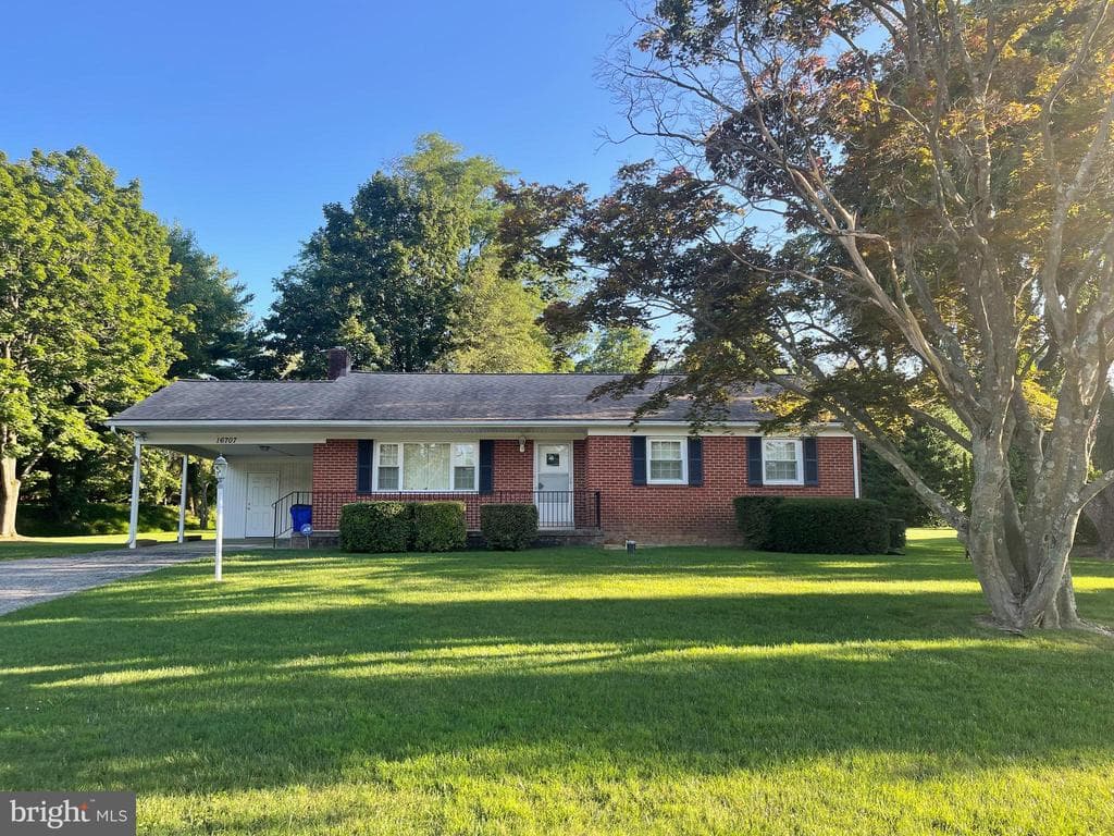 16707 Frederick Road photo 1