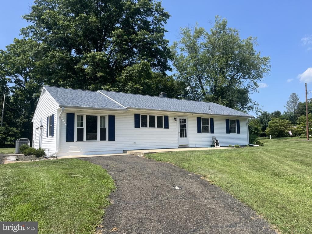 91 Oak Drive photo 1