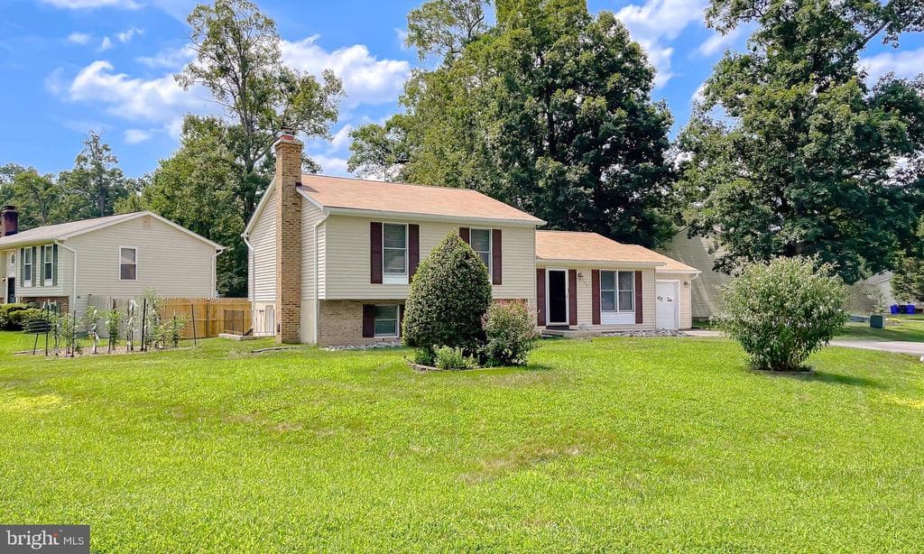 1760 Red Oak Lane photo 1
