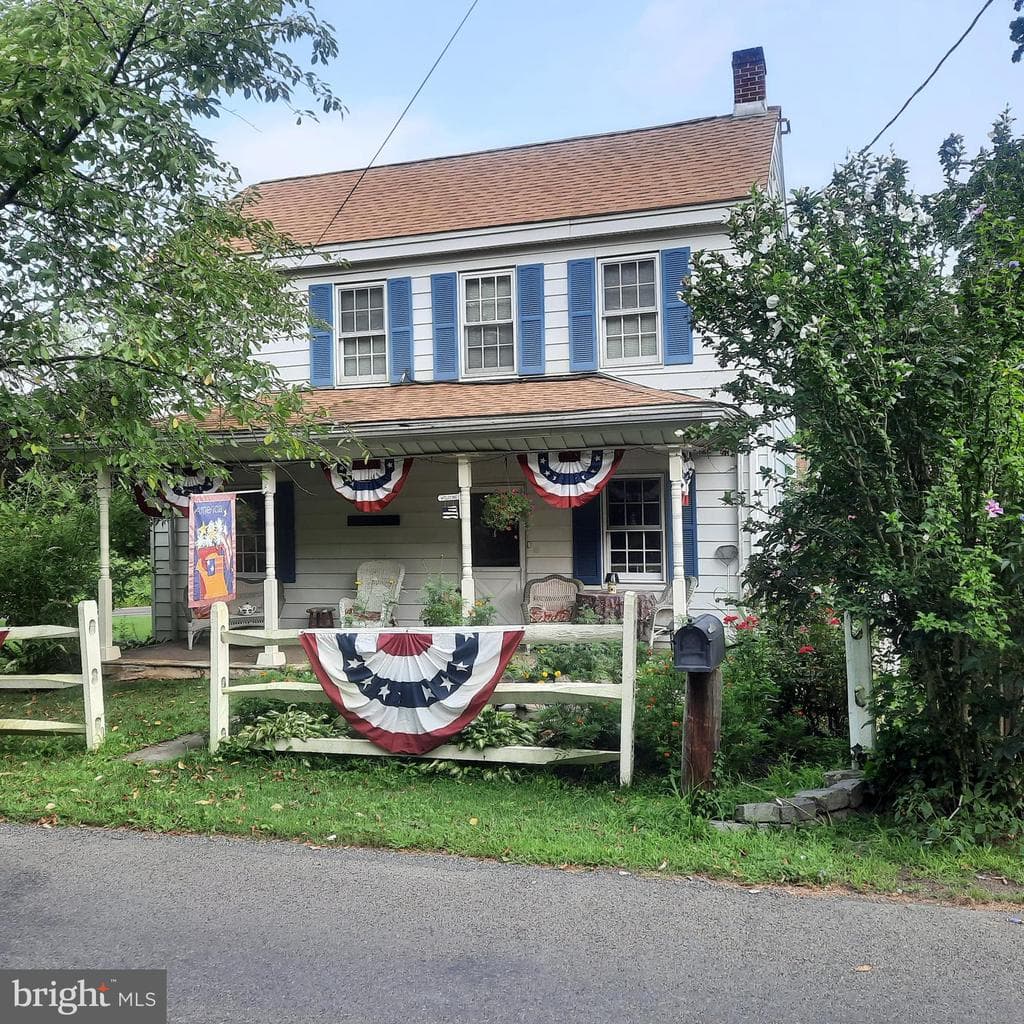 343 E Dark Hollow Road photo 1