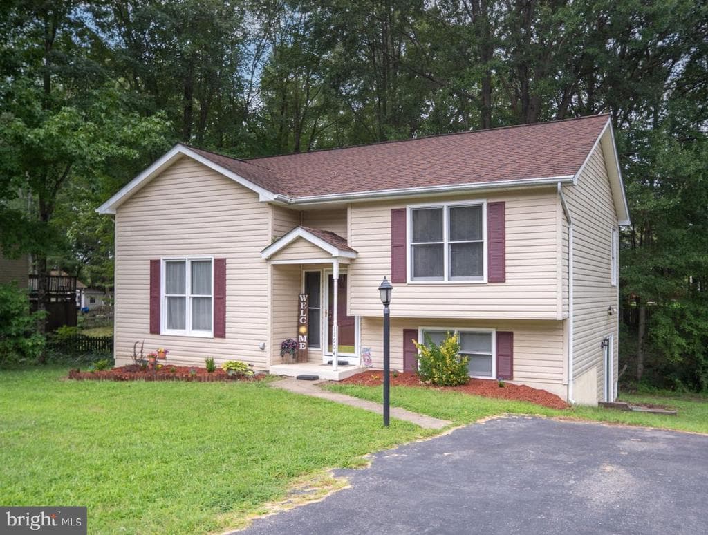 11604 Hampstead Drive photo 1