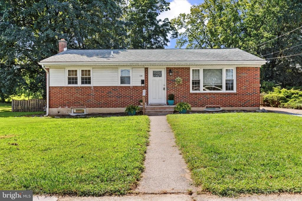 530 N 66th Street photo 1