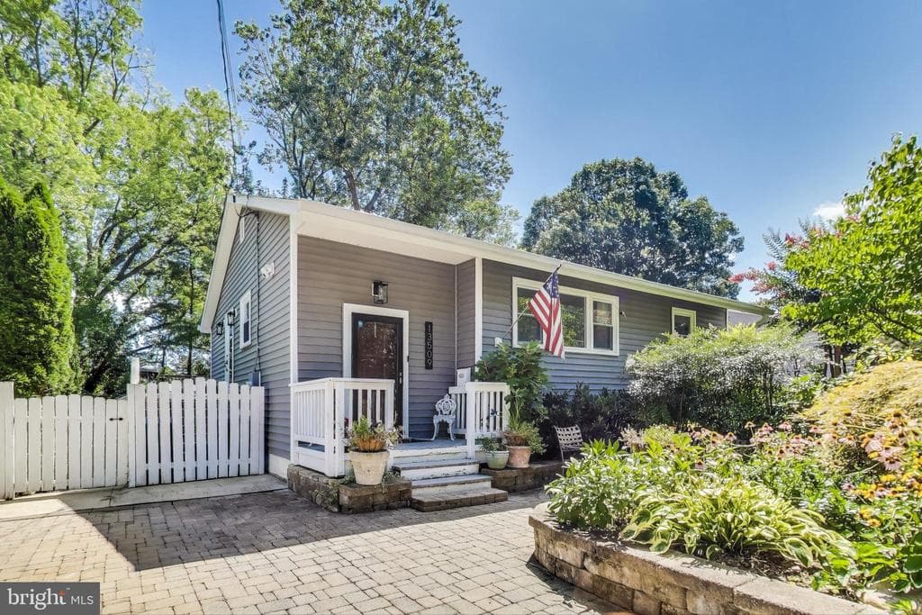 13509 Turkey Branch Parkway photo 1