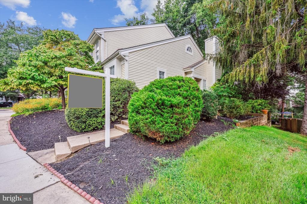 1438 Casino Circle photo 1