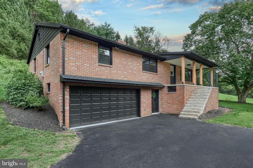 3433 W Springfield Road photo 1