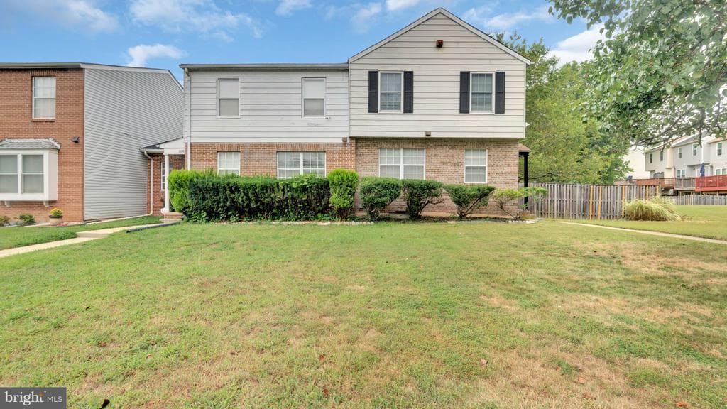 1661 Tulip Avenue photo 1
