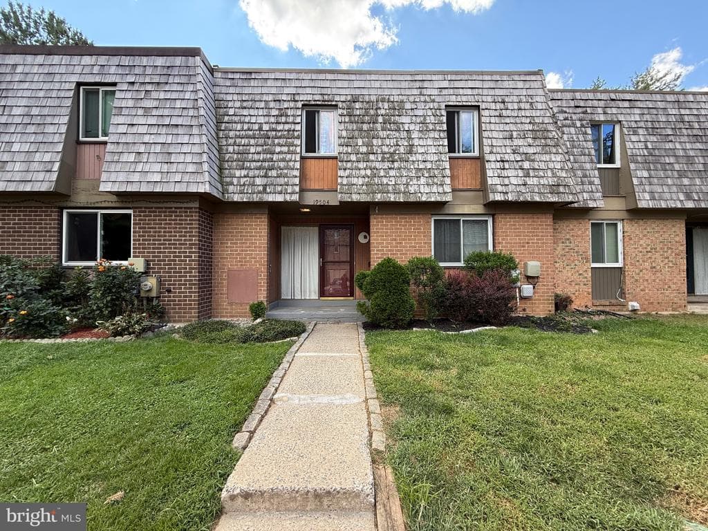 19504 Worsham Court photo 1