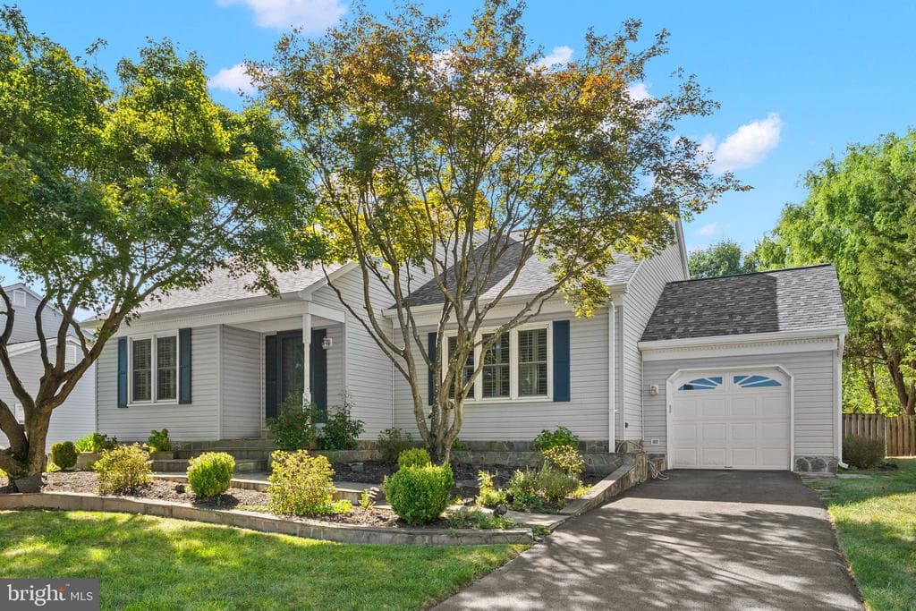 15205 Bannon Hill Court photo 1