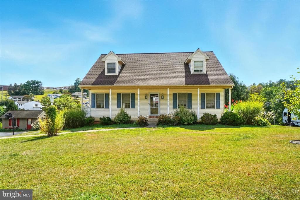 136 Teila Drive photo 1