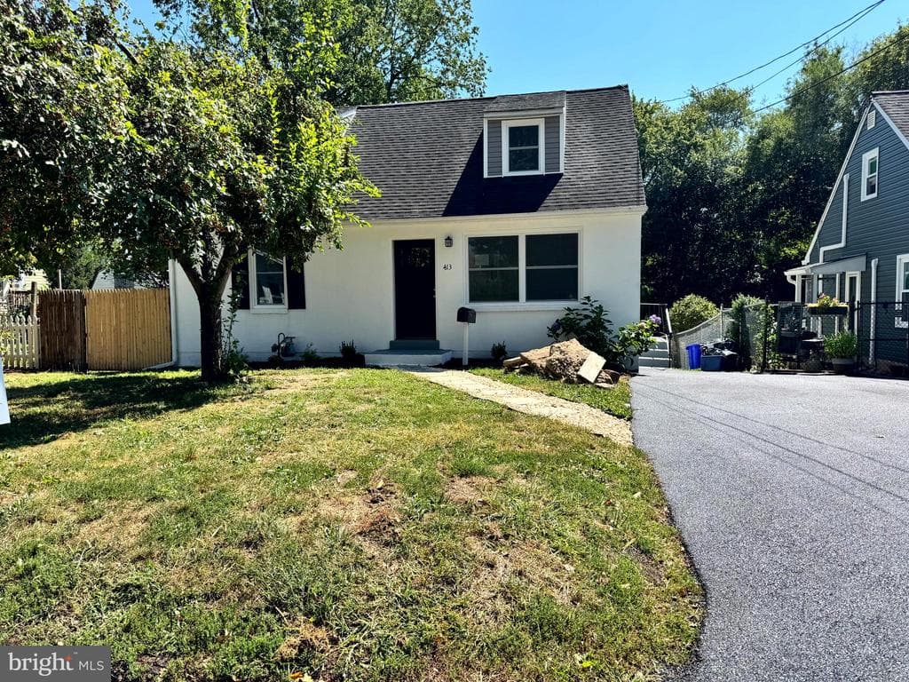 413 Continental Road photo 1