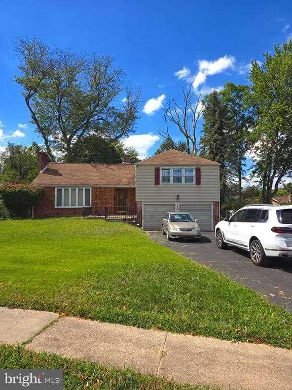 1803 Harris Road photo 1