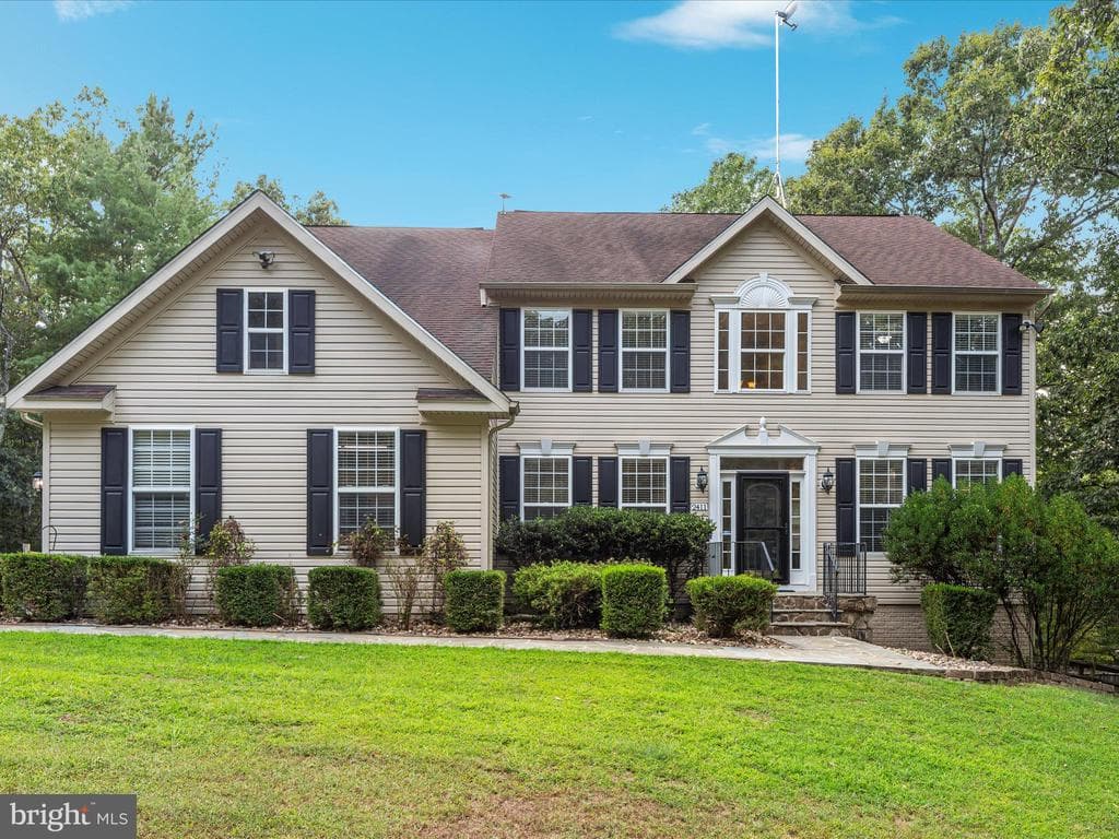 2411 Hunting Ridge Road photo 1
