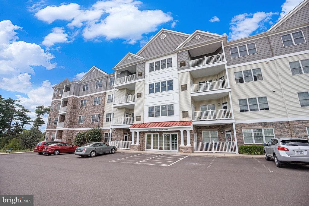 300 Tyler Court #430 photo 1
