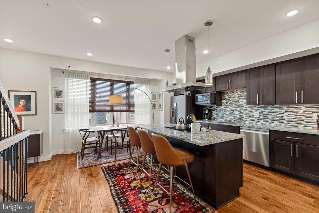 2015 S Hutchinson Street #12 photo 1
