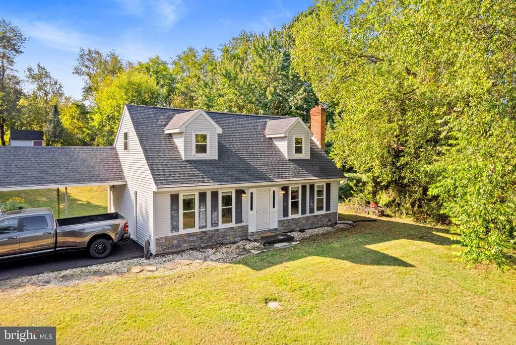 1469 S Mountain Road photo 1