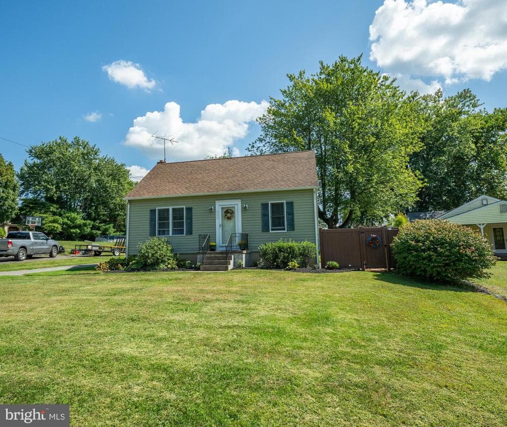 2345 North 5th Street photo 1