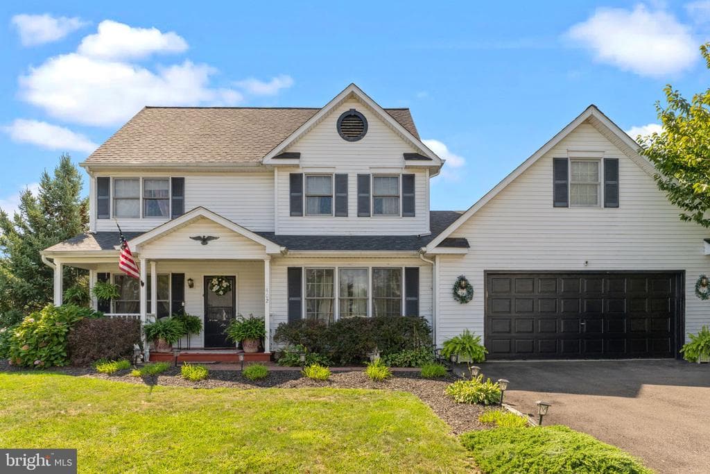 402 Stanford Road photo 1