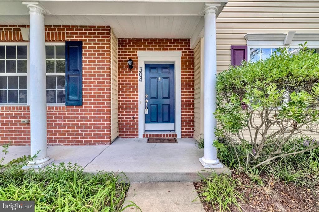 304 Wheatley Drive photo 1