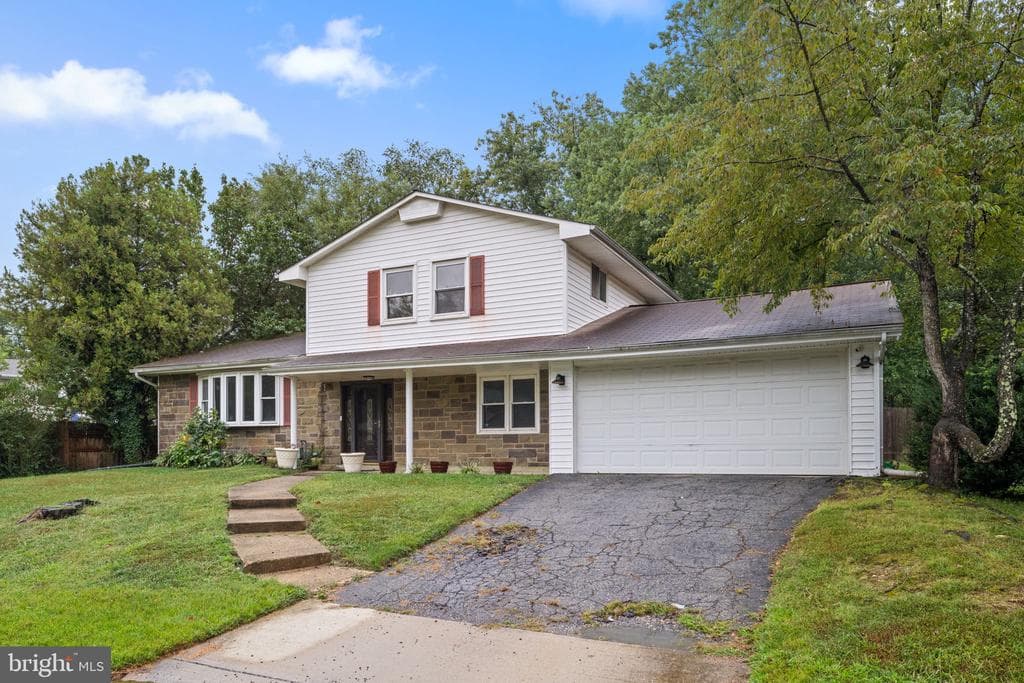 1505 Taylor Avenue photo 1
