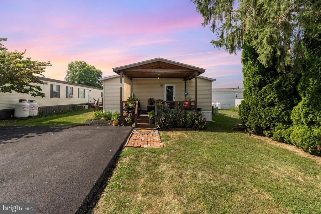 90 Penn Valley Village photo 1