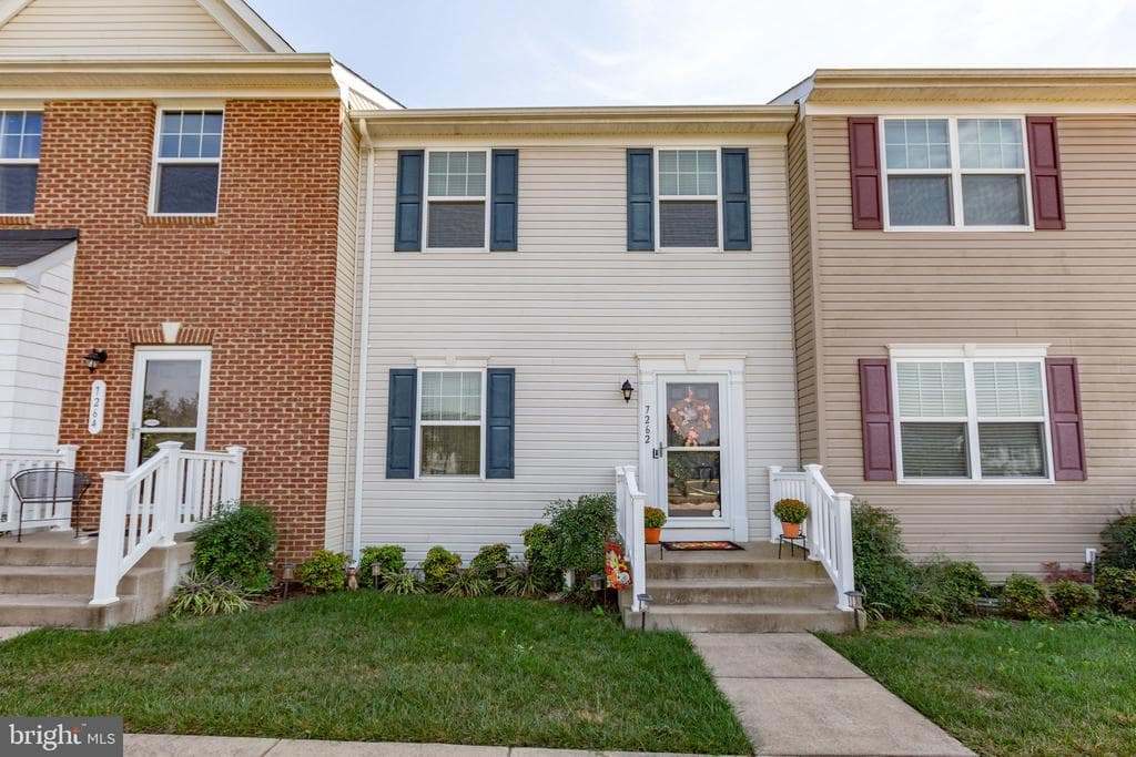 7262 Statesman Boulevard photo 1