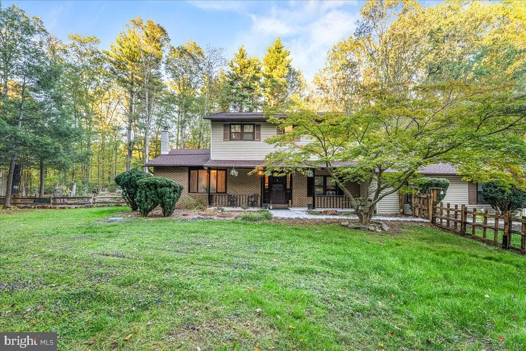 150 Longwoods Drive photo 1