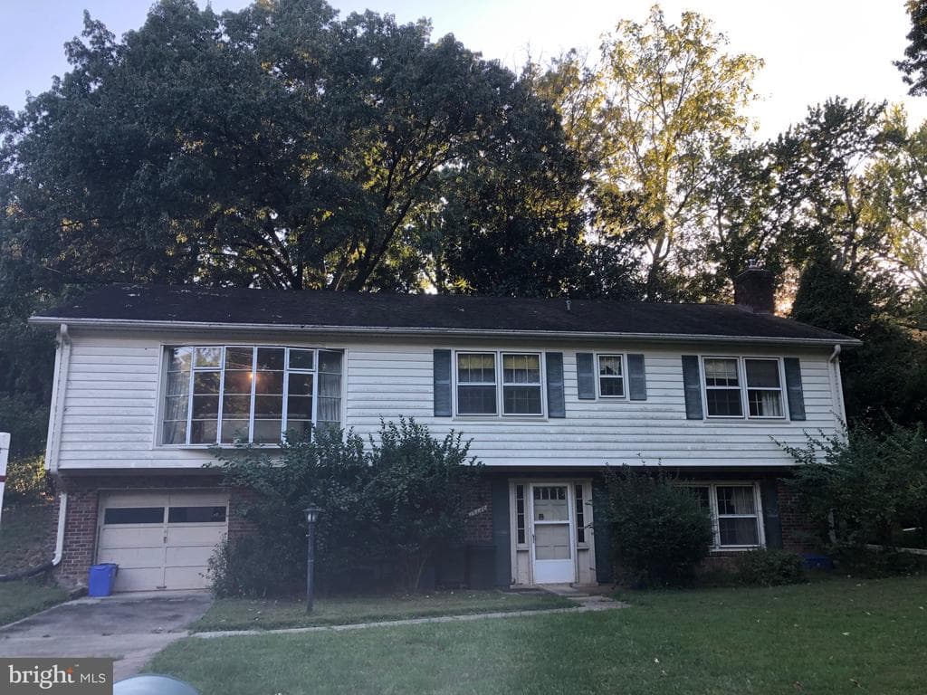 13140 Clifton Road photo 1