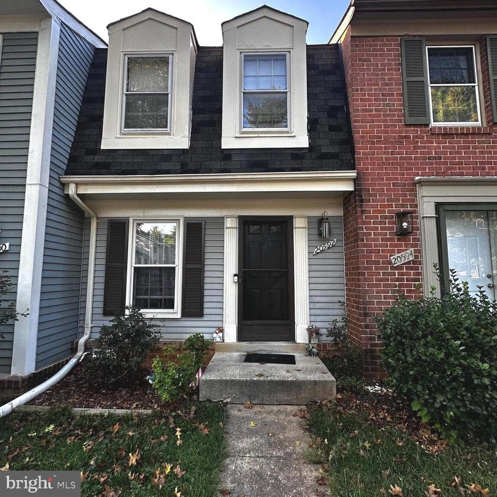 20592 Strath Haven Drive photo 1