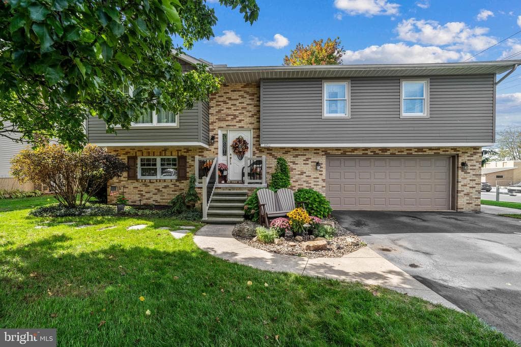 602 Cambria Drive photo 1
