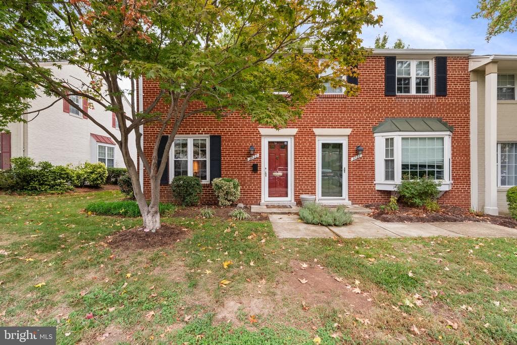 3823 Jay Avenue photo 1