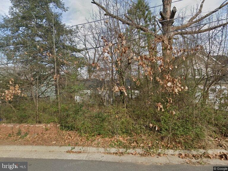 2125 Hilltop photo 1