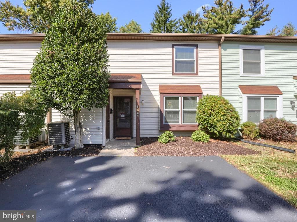 2624 Cranberry Circle photo 1