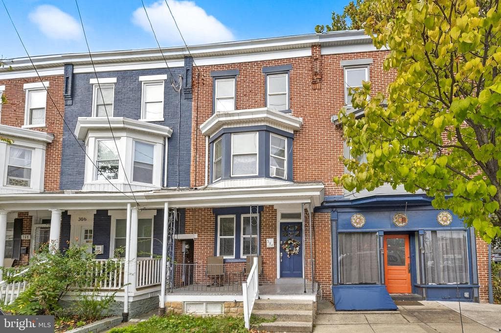 304 Ruby Street photo 1