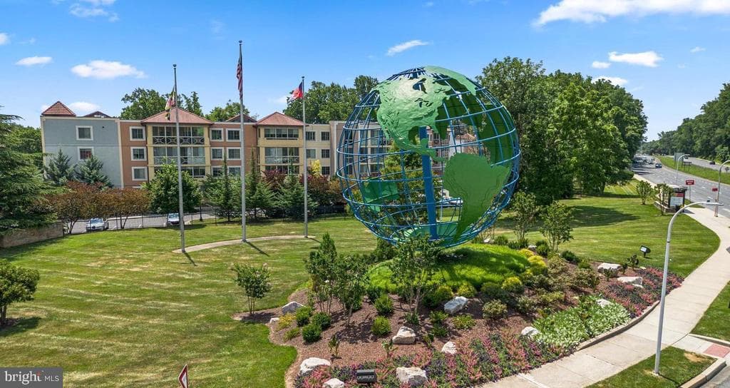 3005 S Leisure World Boulevard #821 photo 1