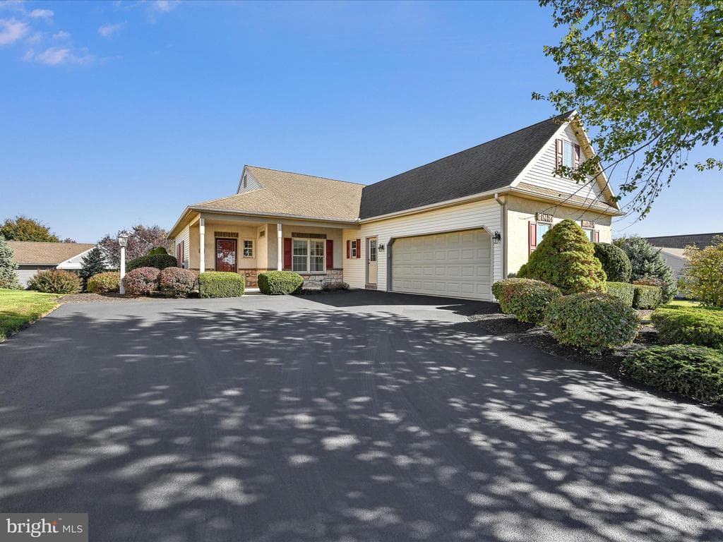 538 Brookshire Avenue photo 1