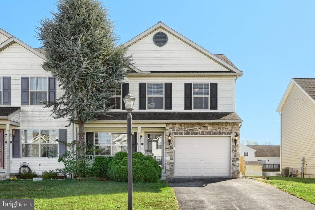 39 Birch Drive photo 1