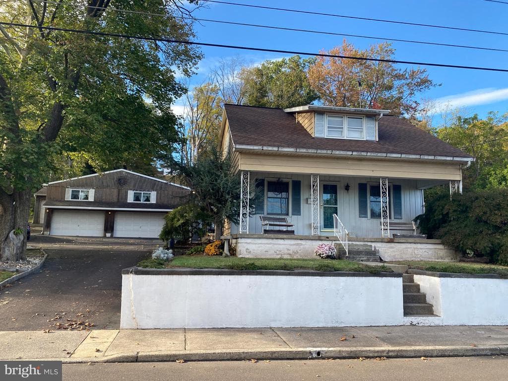 1032 N 7th Street photo 1