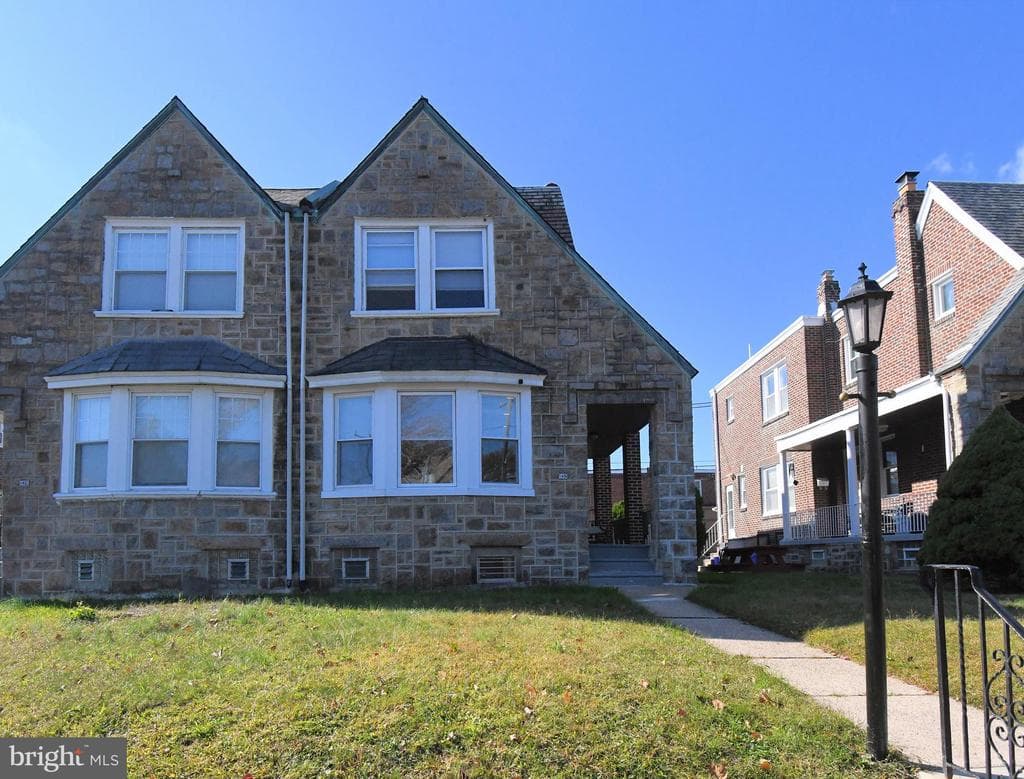 832 Knorr Street photo 1