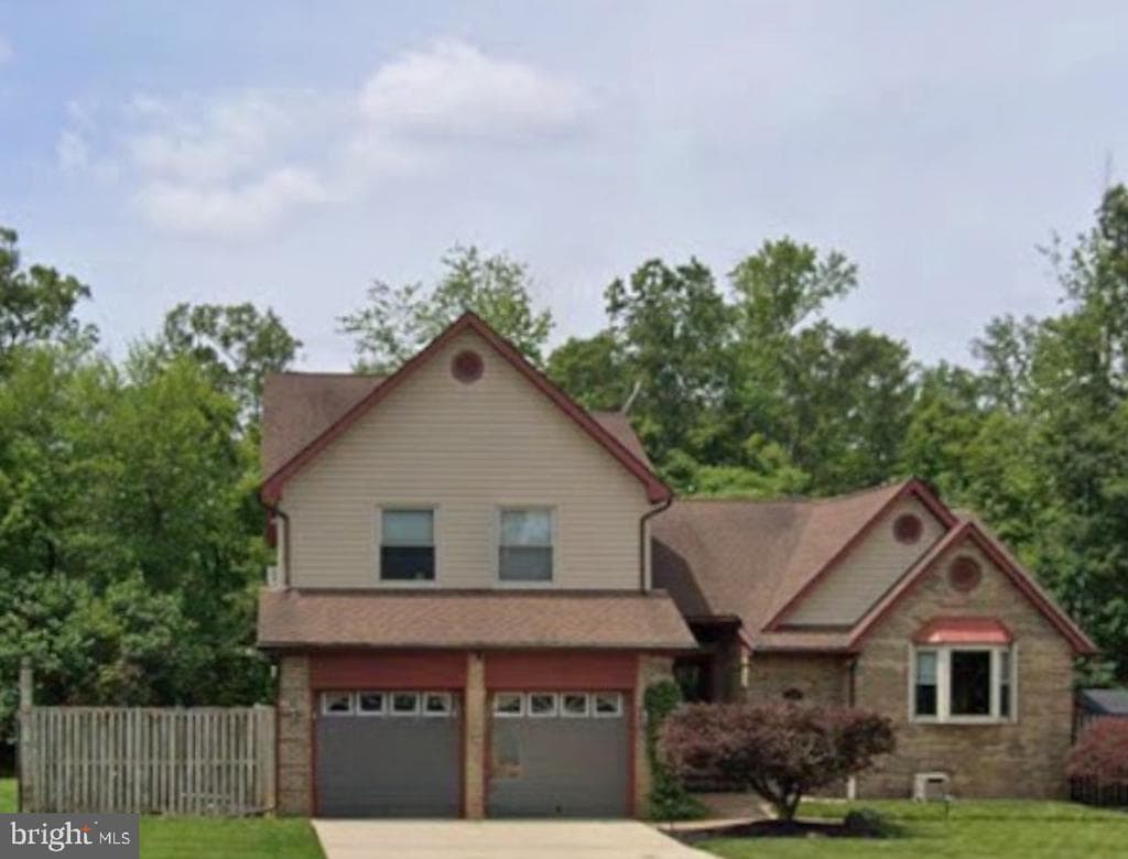 2540 Green Pine Court photo 1