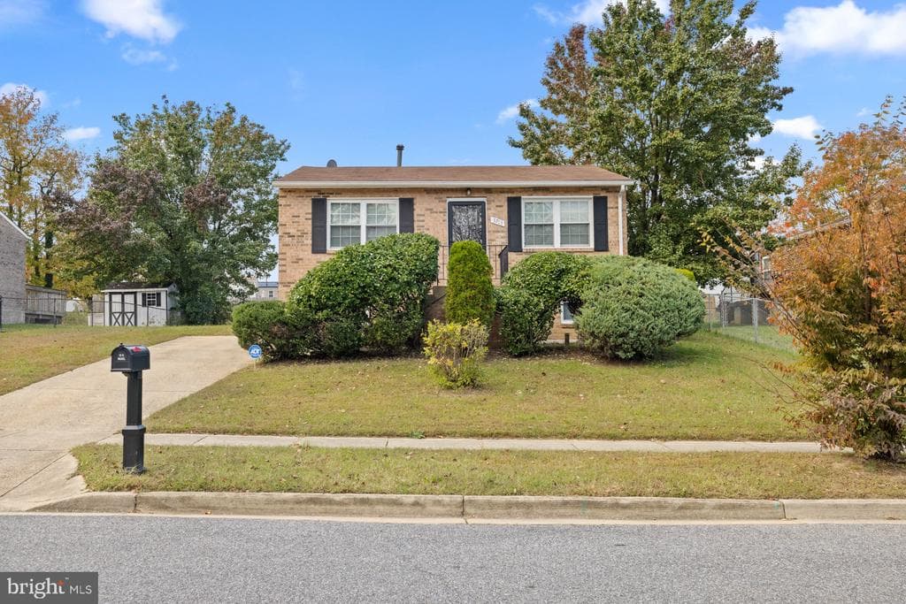 3703 Keystone Manor Place photo 1