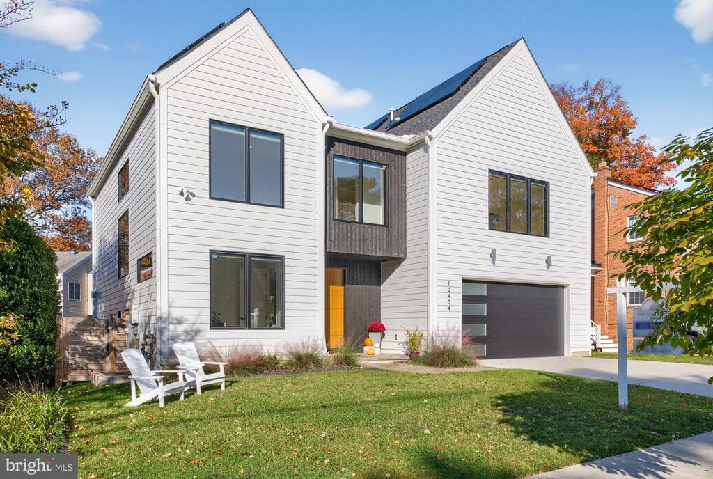 10404 Hebard Street photo 1