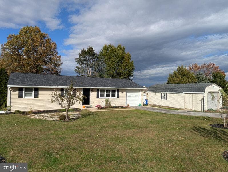 82 Hemler Drive photo 1