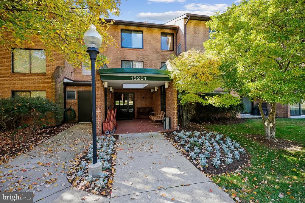 15201 Elkridge Way #93-2j photo 1