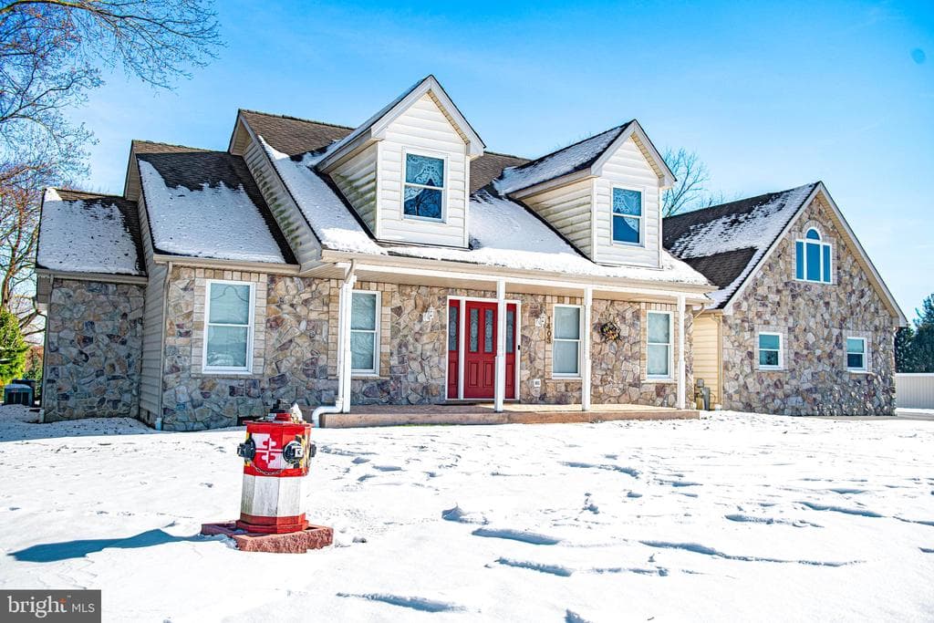 1403 Thomas Run Road photo 1
