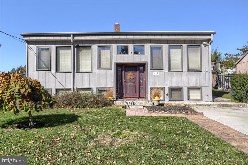 413 16th St. photo 1